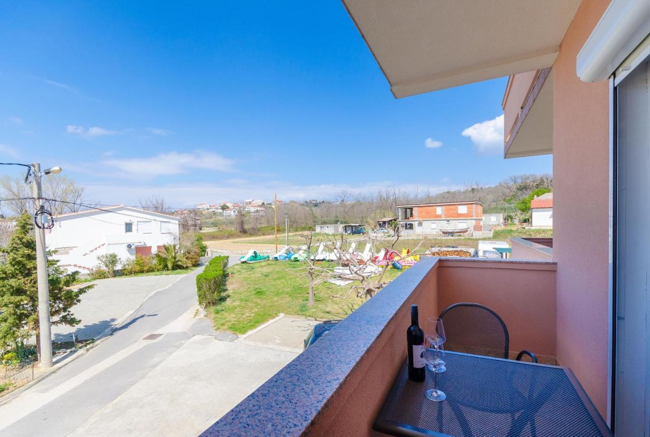 Apartments And Room Ljubica Lopar Exteriér fotografie
