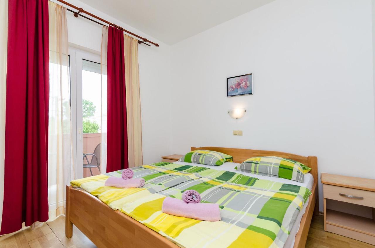 Apartments And Room Ljubica Lopar Exteriér fotografie